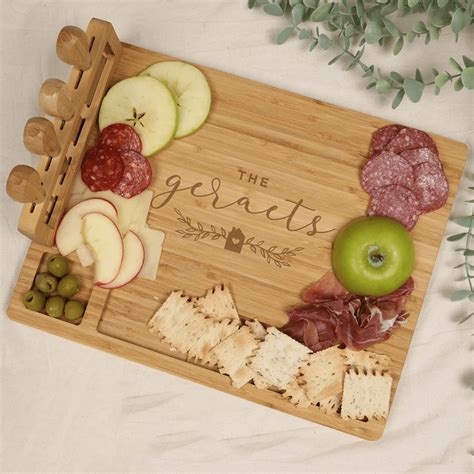 This Personalized Charcuterie Board Is A Great Gift Idea