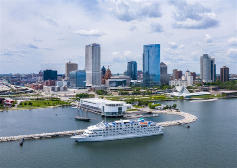 Travelers Flock To Mke To Board 2022 Great Lakes Luxury Cruises