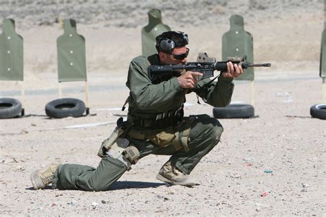 U S Marines With 2Nd Marine Special Operations Battalion Shooting Team