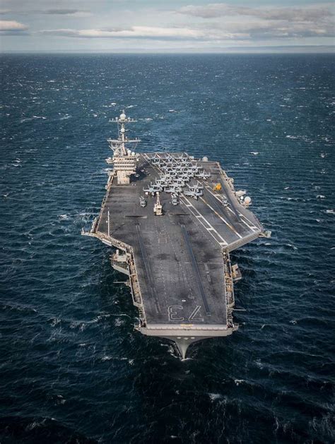 Uss George Washington Cvn 73 Transits The Strait Of Magellan