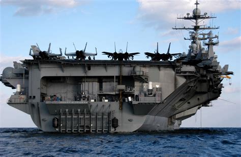 Uss Harry S Truman Cvn 75 Fond D Cran Hd Arri Re Plan 2744X1800